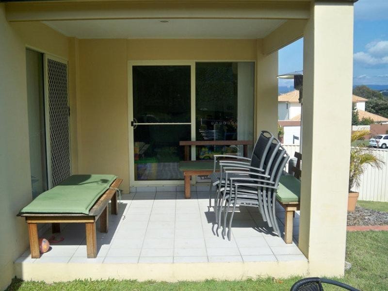 1 Mellissah Crescent, Arundel QLD 4214