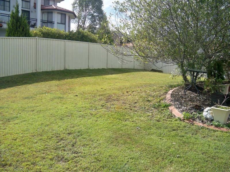 1 Mellissah Crescent, Arundel QLD 4214