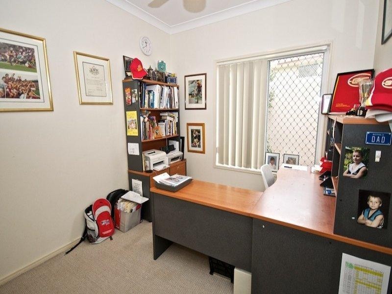 50 Fitzalan Circuit, Arundel QLD 4214