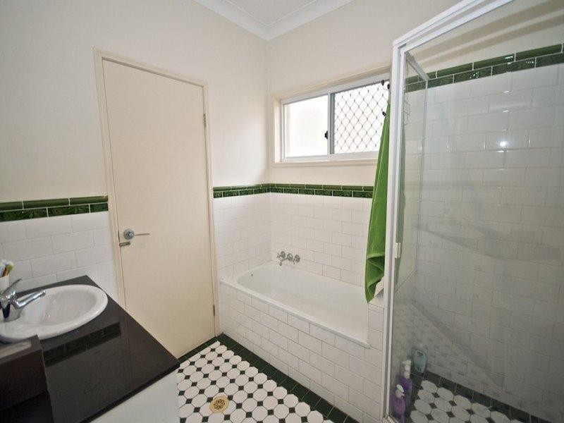 50 Fitzalan Circuit, Arundel QLD 4214