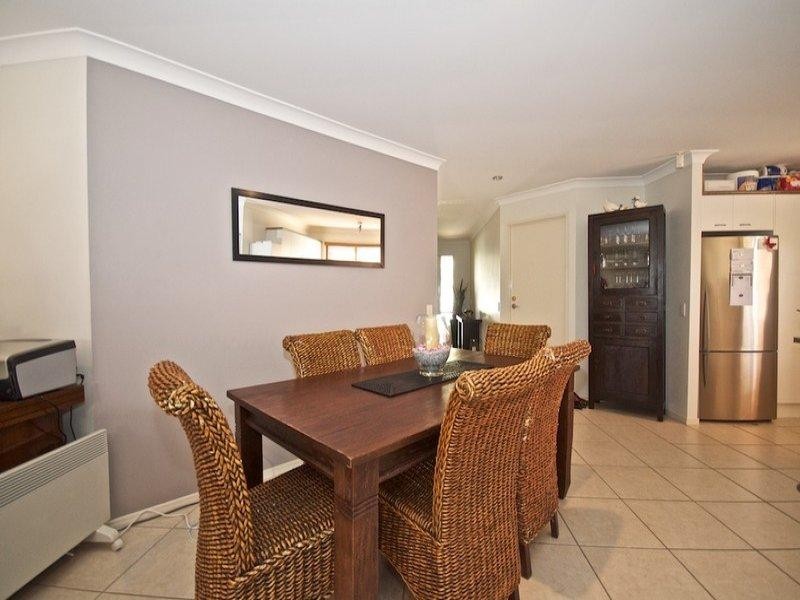 4 Harrow Place, Arundel QLD 4214