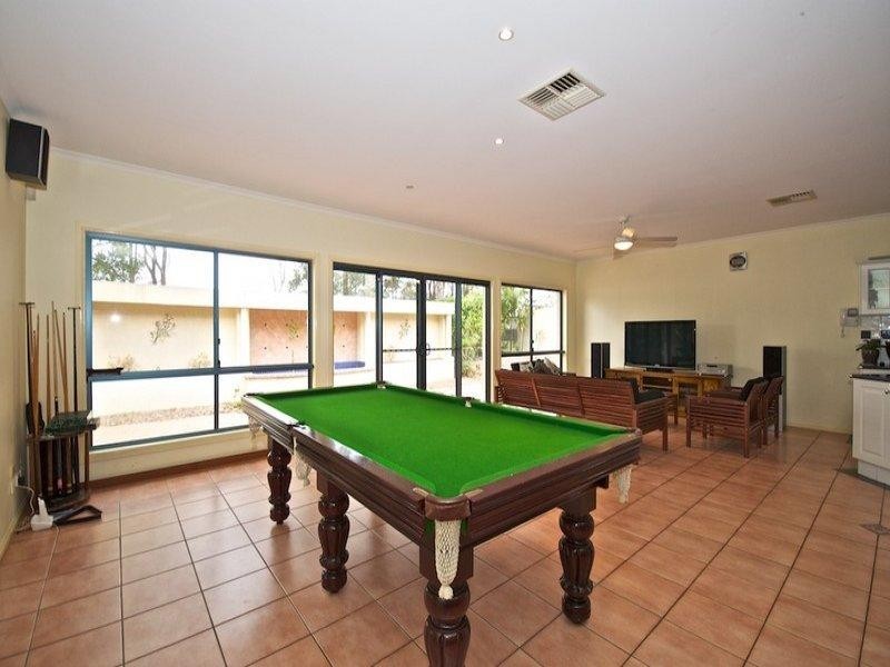 57 Arun Drive, Arundel QLD 4214