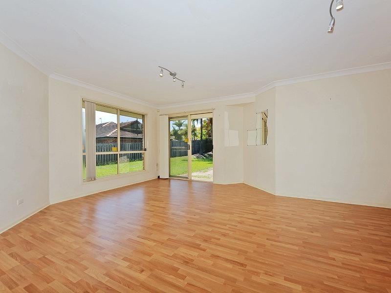 4 Woodstock Court, Parkwood QLD 4214