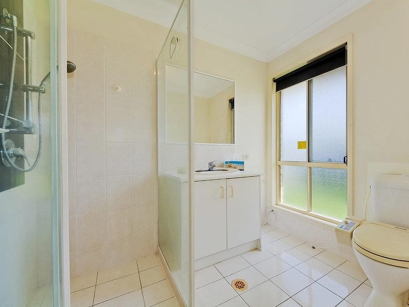 4 Woodstock Court, Parkwood QLD 4214