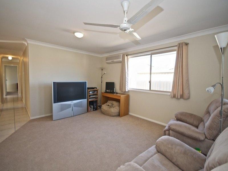 7 Fairweather Drive, Parkwood QLD 4214