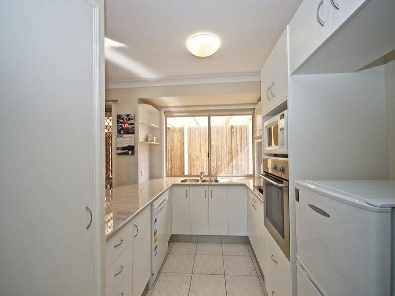 7 Fairweather Drive, Parkwood QLD 4214