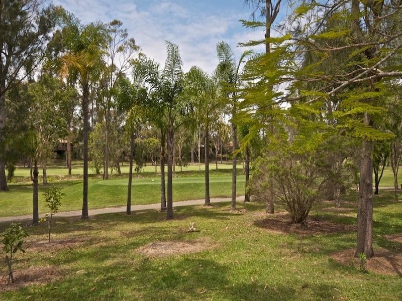 62 Greg Norman Crescent, Parkwood QLD 4214