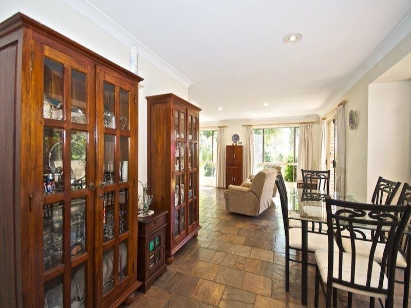 16 Daintree Drive, Parkwood QLD 4214