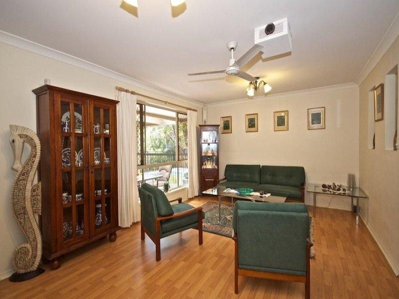 16 Daintree Drive, Parkwood QLD 4214