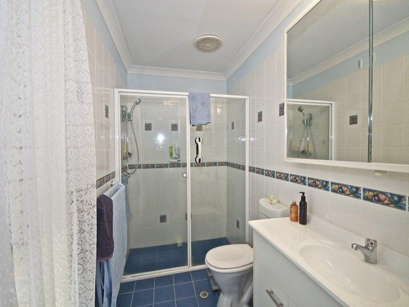 16 Daintree Drive, Parkwood QLD 4214