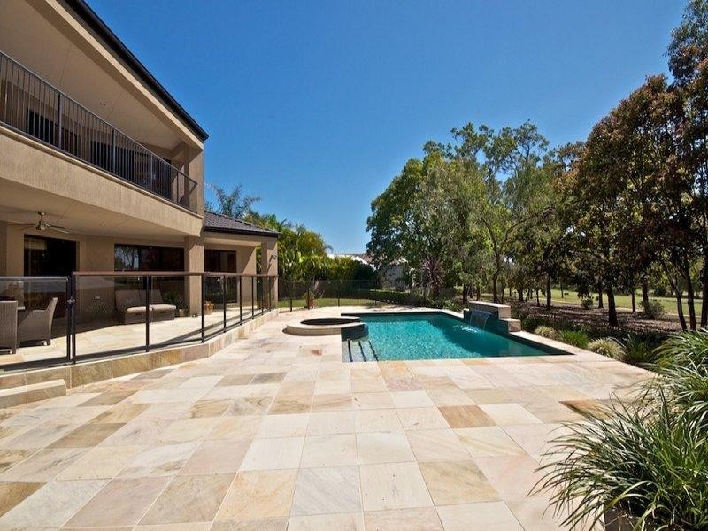 14 Torquay Place, Arundel QLD 4214