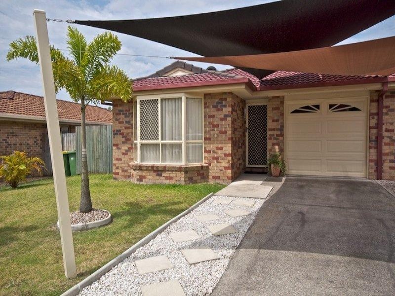 169 Greenacre Drive, Arundel QLD 4214