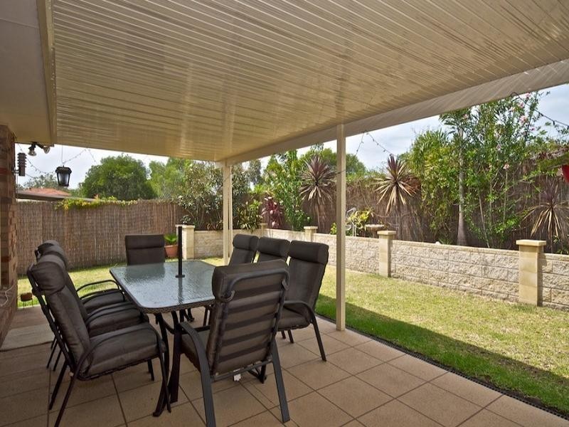 169 Greenacre Drive, Arundel QLD 4214