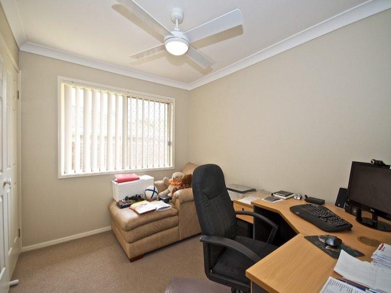 169 Greenacre Drive, Arundel QLD 4214