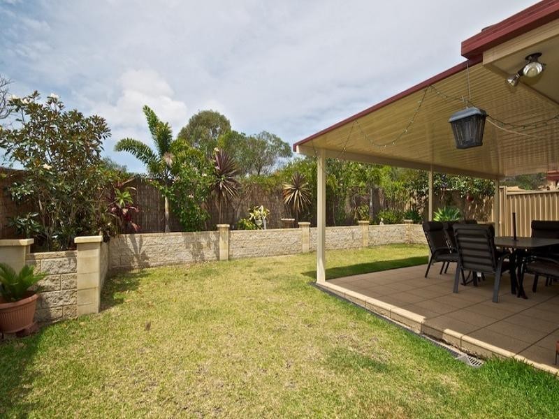 169 Greenacre Drive, Arundel QLD 4214