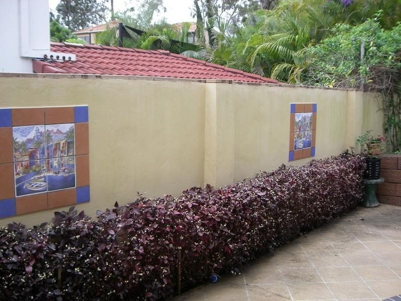 1 Chichester Drive, Arundel QLD 4214