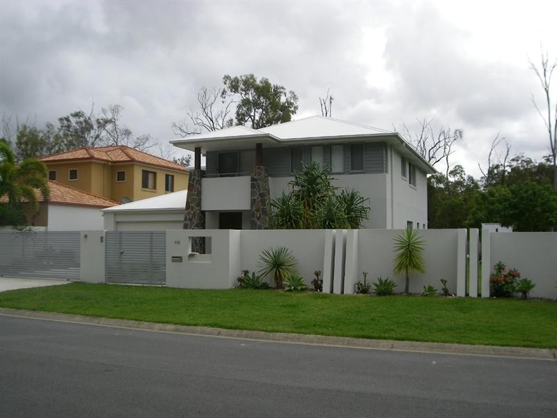 116 Arun Drive, Arundel QLD 4214