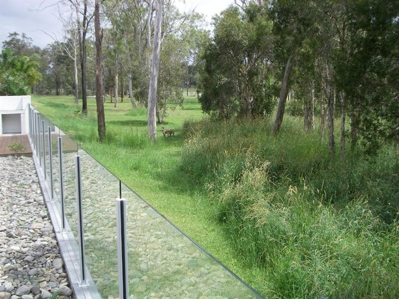116 Arun Drive, Arundel QLD 4214