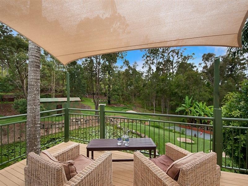 7 Brushwood Drive, Parkwood QLD 4214