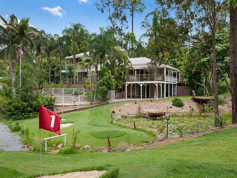 7 Brushwood Drive, Parkwood QLD 4214