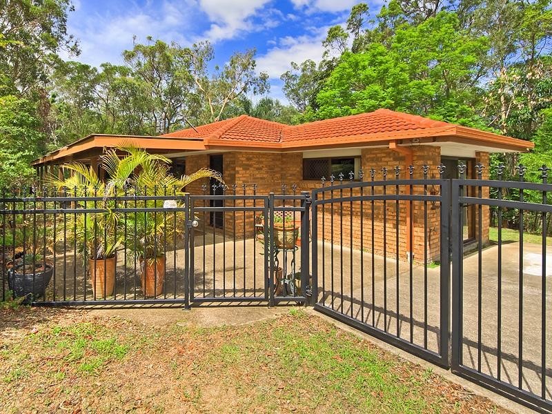 36 Hammond Drive, Gaven QLD 4211