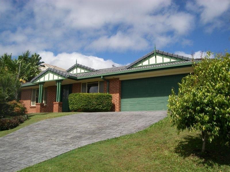 15 Cherry Hill Crescent, Parkwood QLD 4214