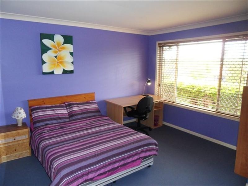 15 Cherry Hill Crescent, Parkwood QLD 4214