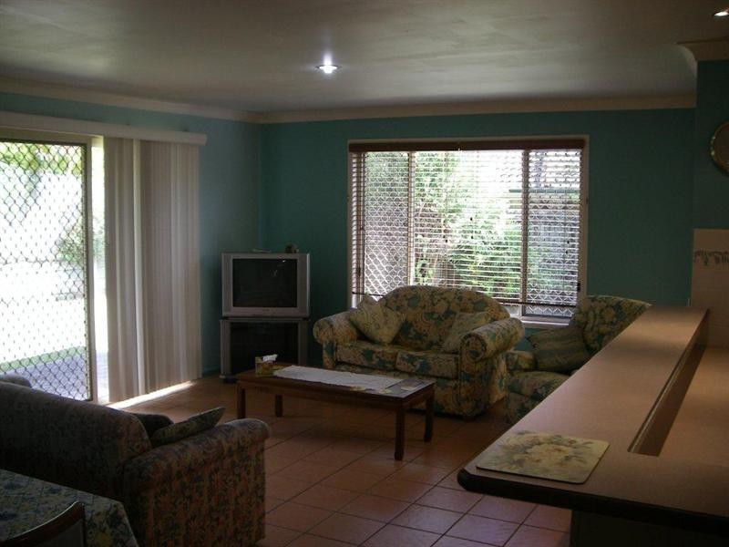 15 Cherry Hill Crescent, Parkwood QLD 4214