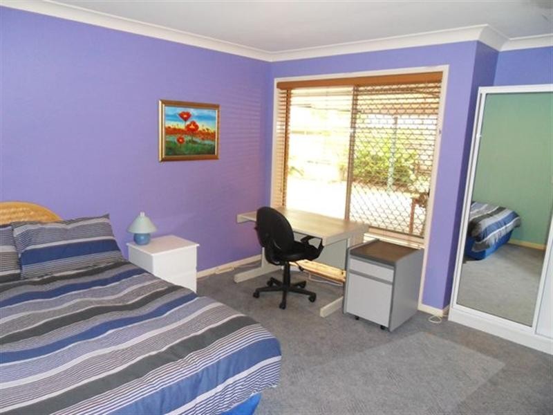 15 Cherry Hill Crescent, Parkwood QLD 4214