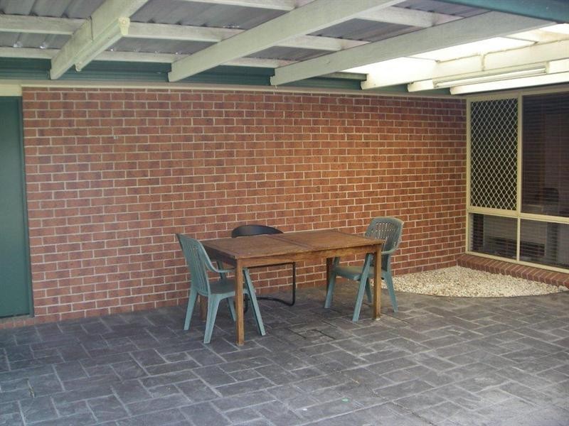 15 Cherry Hill Crescent, Parkwood QLD 4214