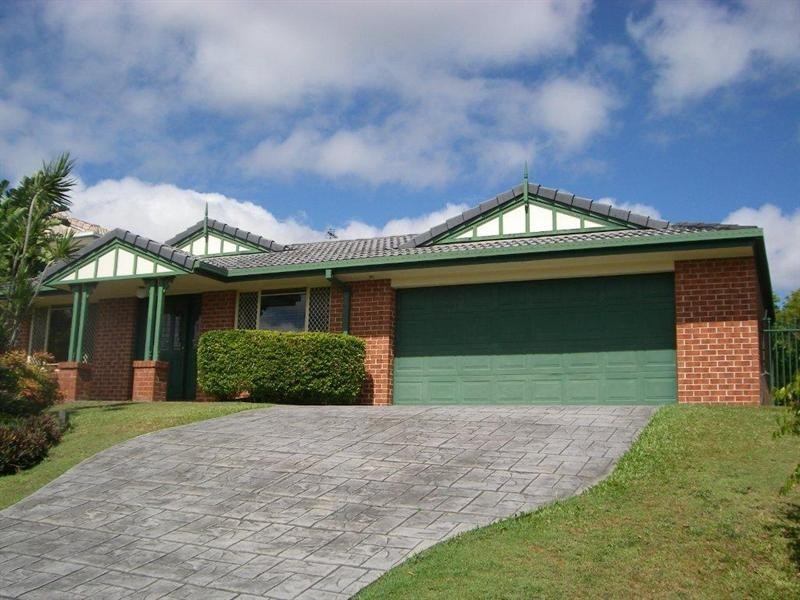 15 Cherry Hill Crescent, Parkwood QLD 4214