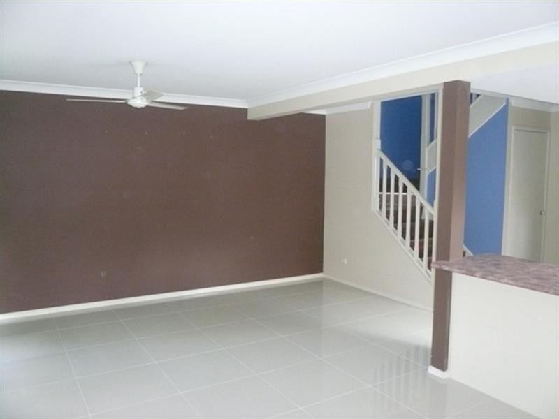 9/127 Greenacre Drive, Parkwood QLD 4214