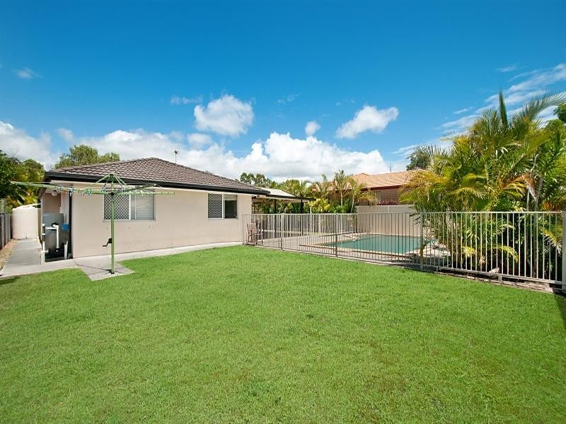 79 Greenacre Drive, Parkwood QLD 4214