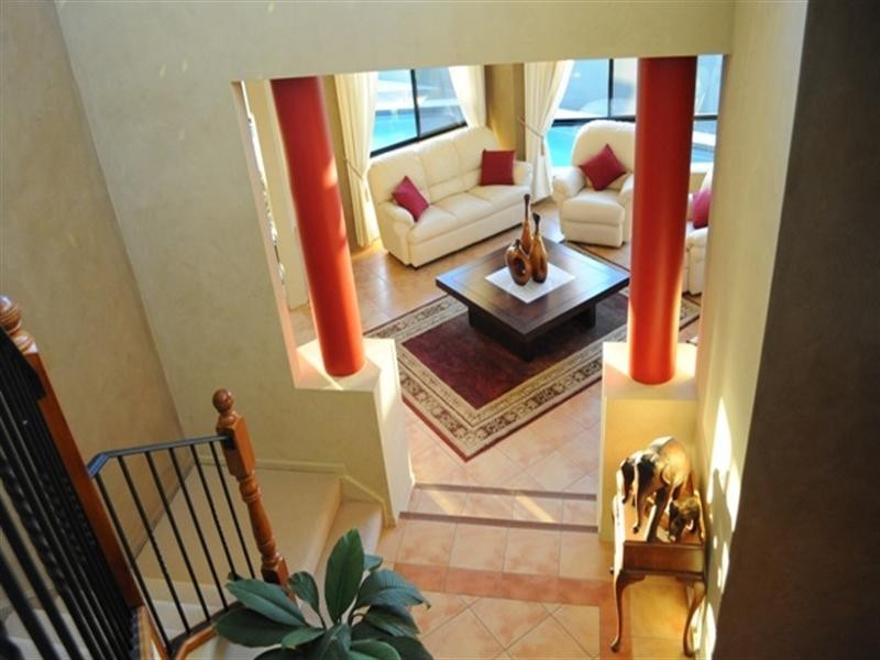 1 Calcetto Place, Arundel QLD 4214