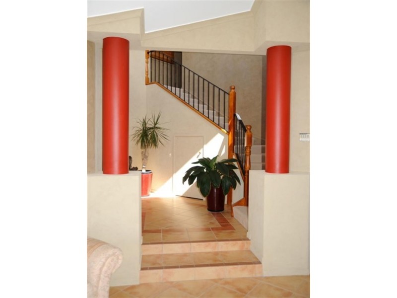 1 Calcetto Place, Arundel QLD 4214