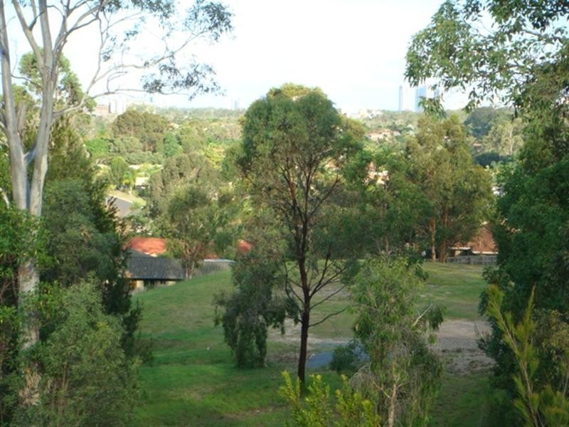 56 Uplands Drive, Parkwood QLD 4214