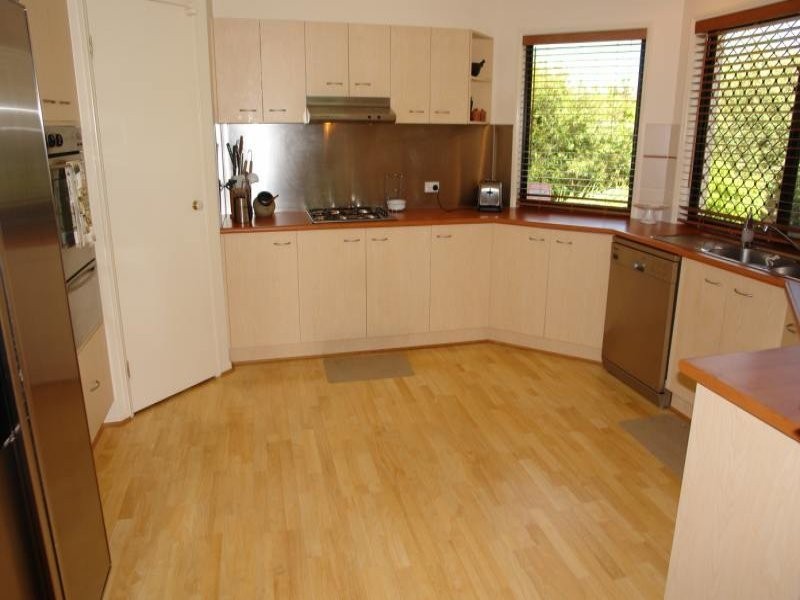 4 Goodwood Way, Arundel QLD 4214