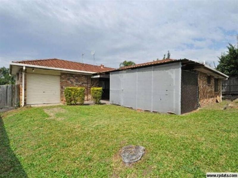 54 Pappas Way, Carrara QLD 4211