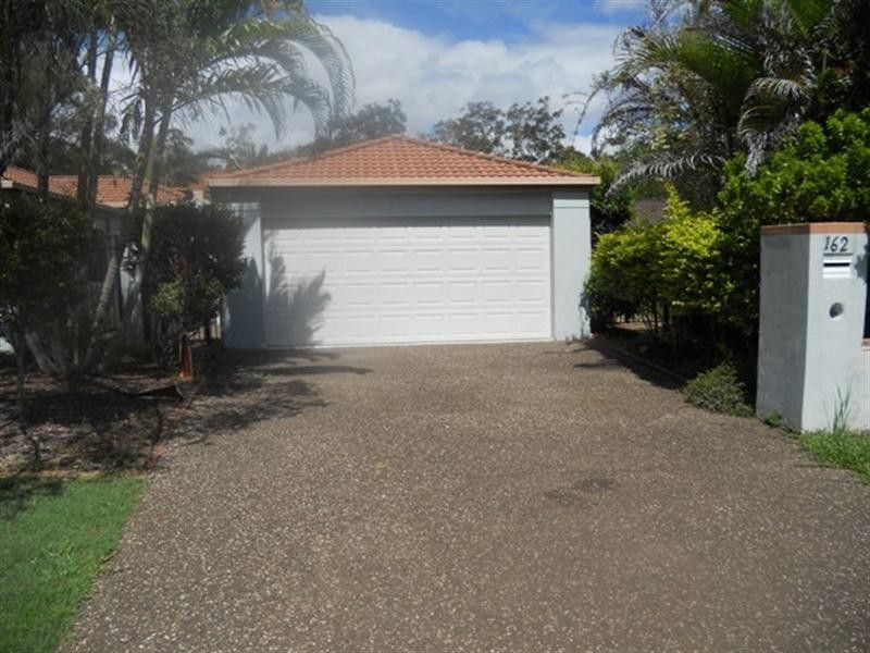 162 Greenacre Drive, Parkwood QLD 4214