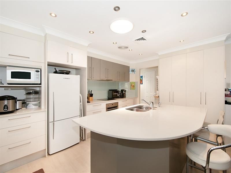 19 Inverness Way, Parkwood QLD 4214