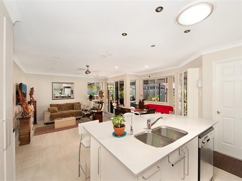 19 Inverness Way, Parkwood QLD 4214