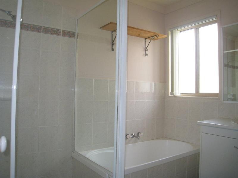 74 Ingles Circuit, Arundel QLD 4214