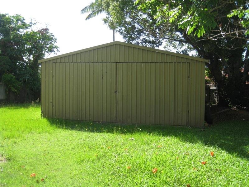 324 Government Road, Labrador QLD 4215