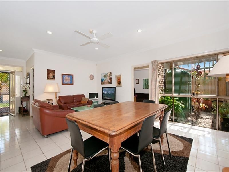 3 Hudson Court, Benowa QLD 4217