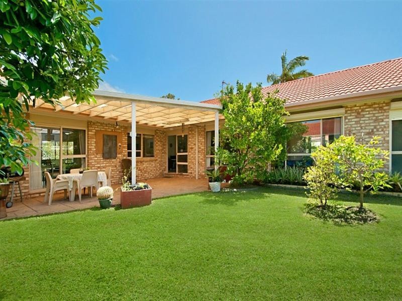 3 Hudson Court, Benowa QLD 4217