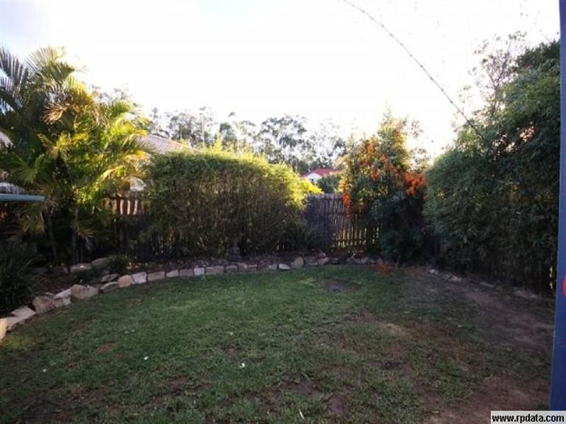 1/184a Greenacre Drive, Arundel QLD 4214