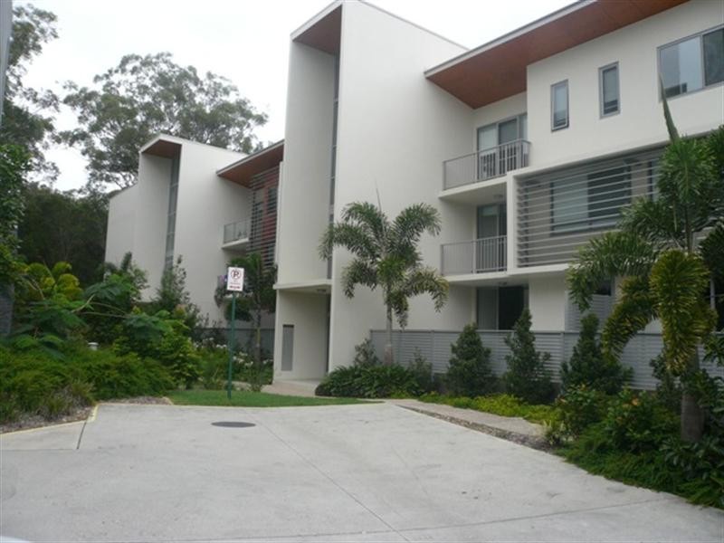 3/154 Musgrave Avenue, Labrador QLD 4215