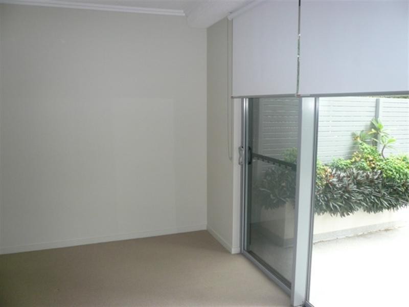 3/154 Musgrave Avenue, Labrador QLD 4215