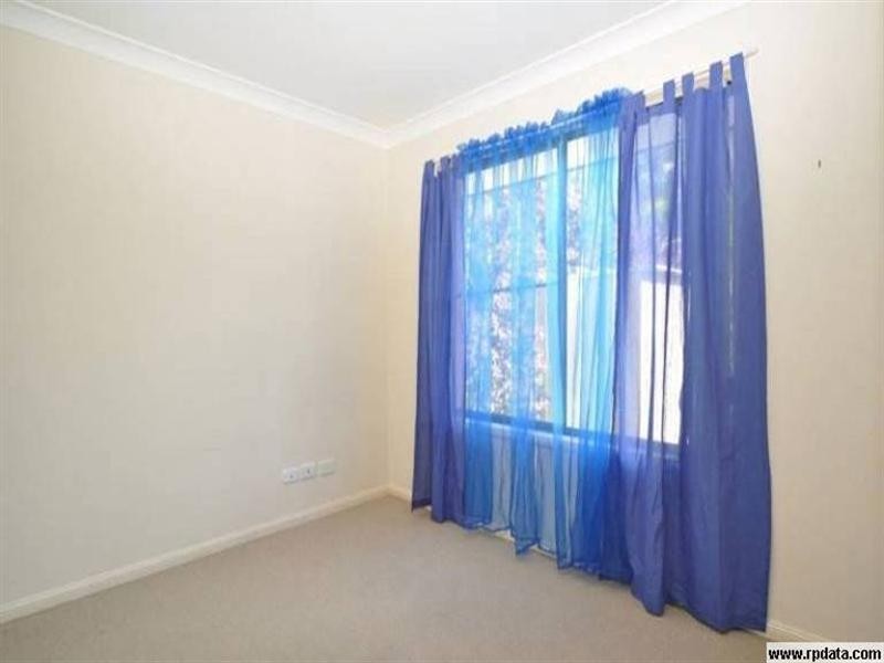 31 Serafina Drive, Helensvale QLD 4212