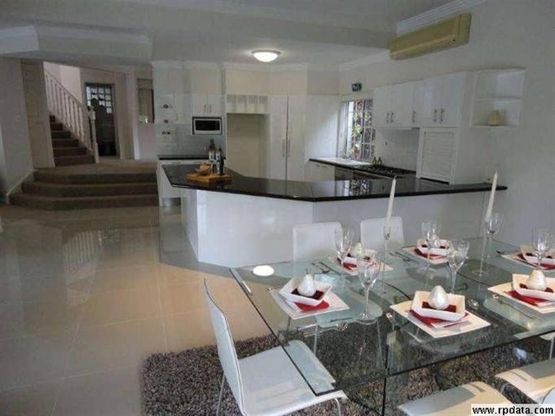 7 Cherry Alder Court, Arundel QLD 4214